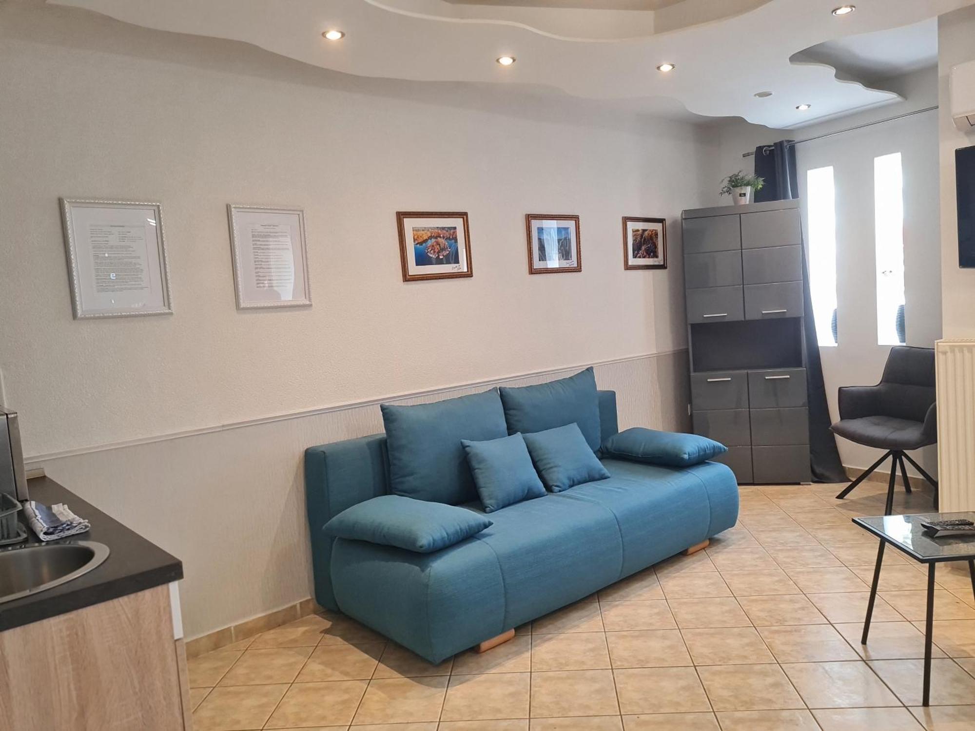 Csever Apartman Tata Extérieur photo